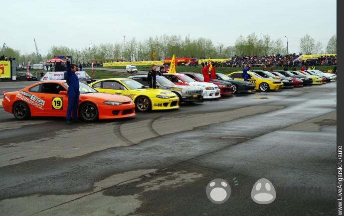 Парад участников